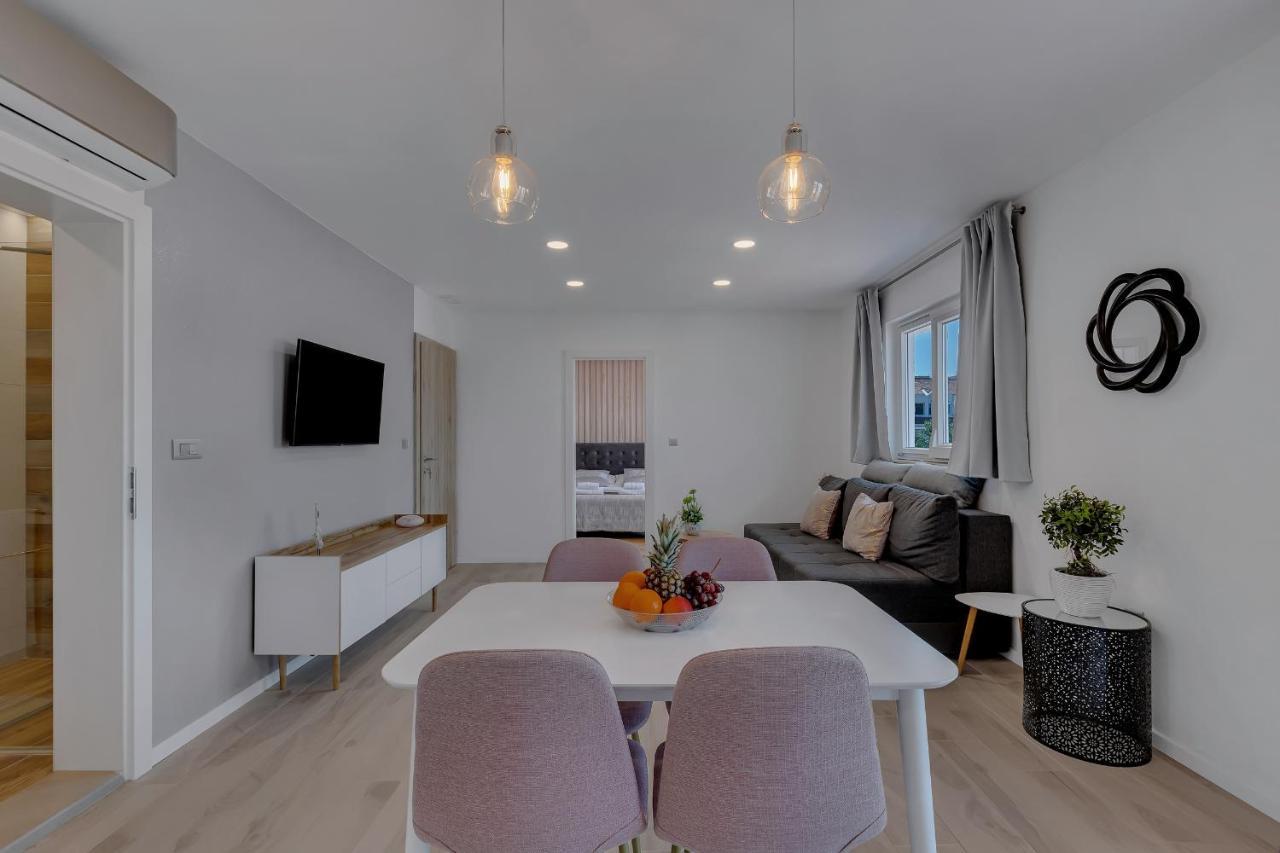 Apartments Rose Baska Voda Luaran gambar